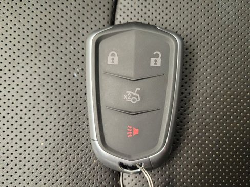 Used 2019 Chevrolet Equinox Premier image 32