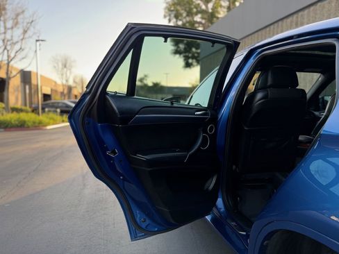 Used 2013 BMW X6 M M image 25