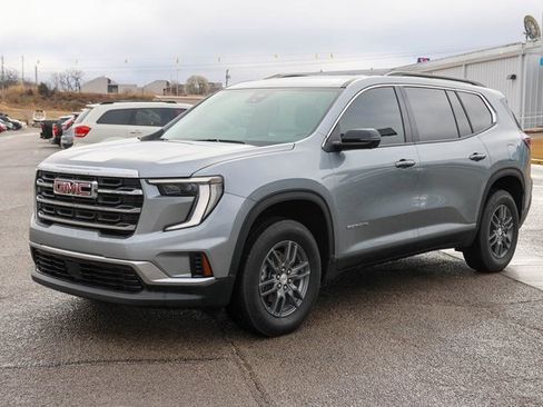 Used 2025 GMC Acadia Elevation image 6