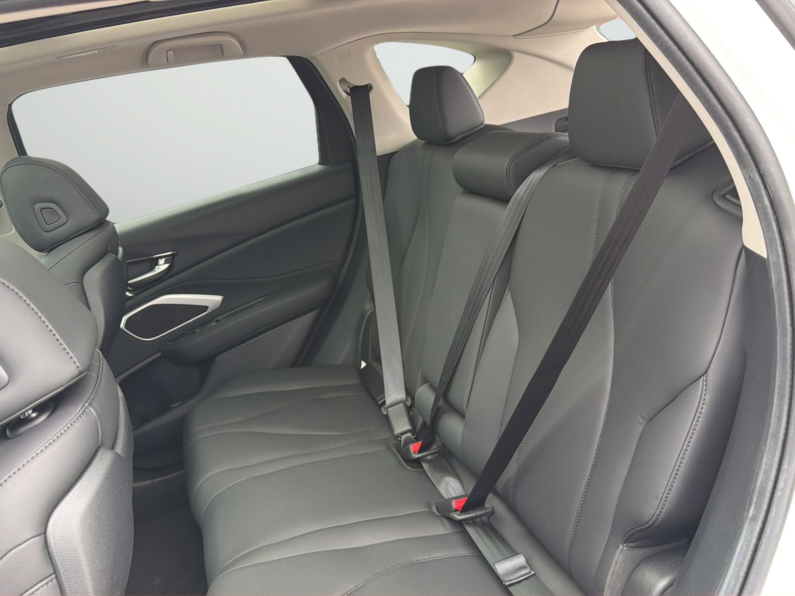 Used 2024 Acura RDX SH-AWD image 37