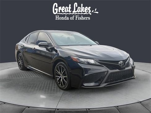 Used 2021 Toyota Camry SE w/ Cold Weather Package image 7