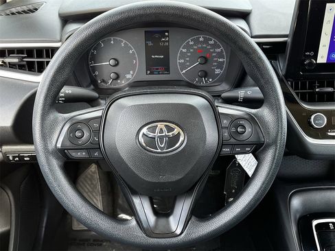 Used 2024 Toyota Corolla LE image 11