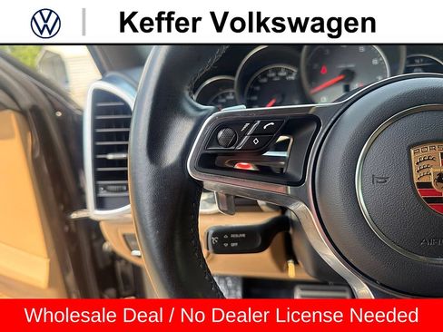Used 2017 Porsche Cayenne S AWD/4WD image 17