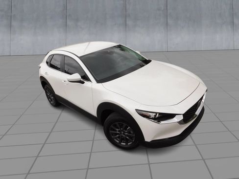 Used 2023 MAZDA CX-30 AWD 2.5 S image 2