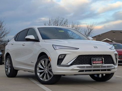 New 2026 Buick Envista Avenir image 2