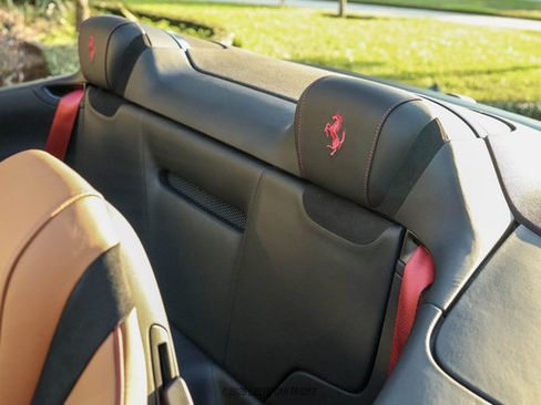 Used 2025 Ferrari Roma Spider RWD image 53