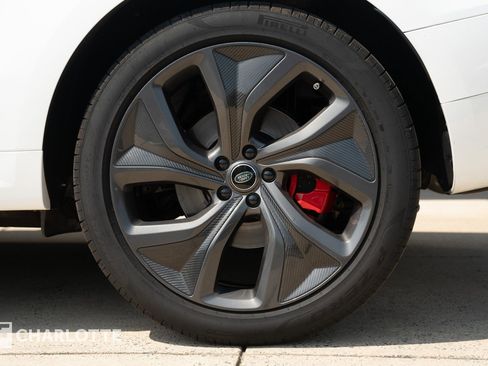Used 2024 Land Rover Range Rover Sport Dynamic SE image 9