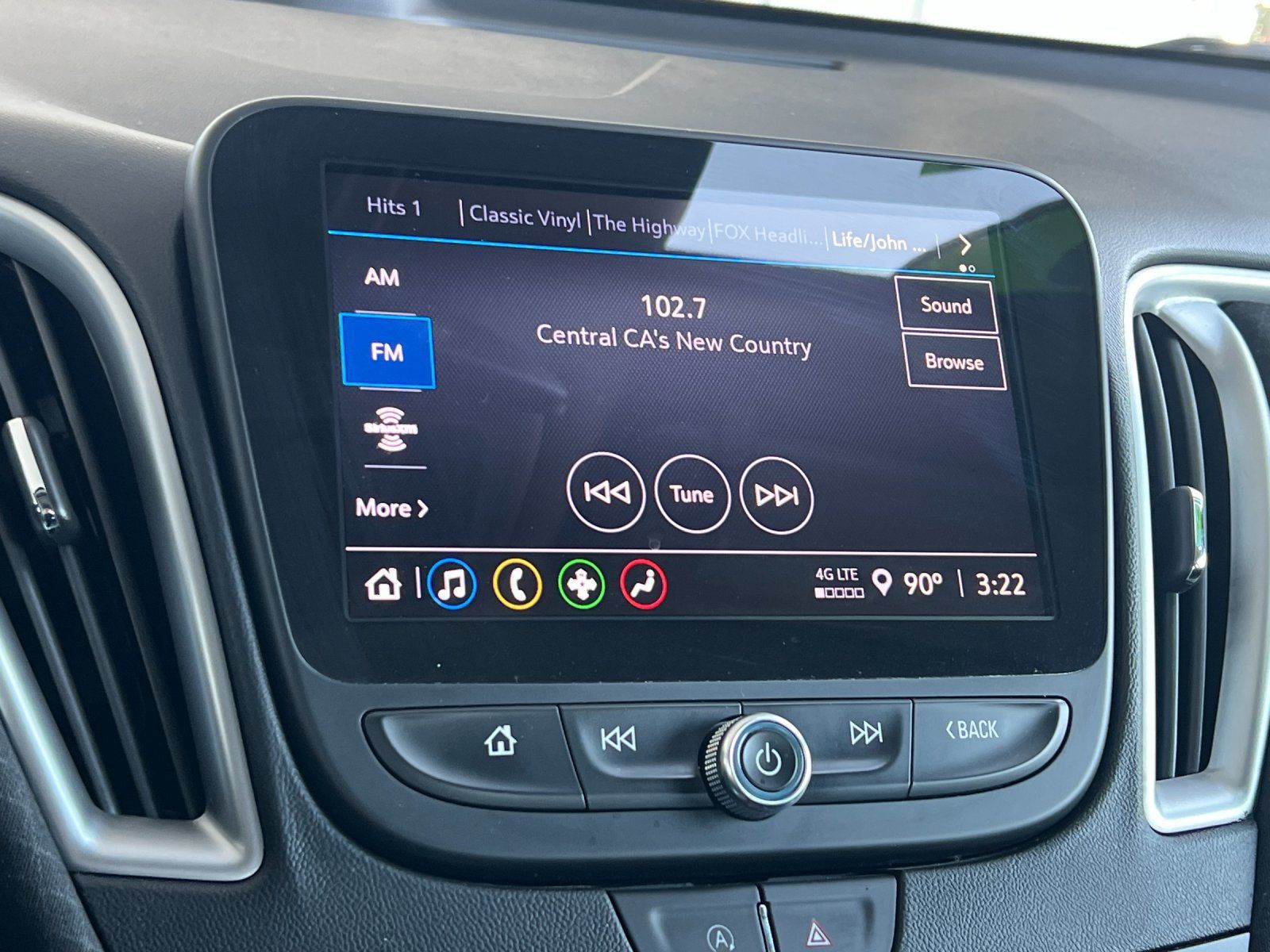 Used 2025 Chevrolet Malibu LT FWD image 17