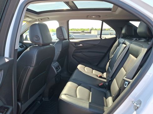 Certified 2024 Chevrolet Equinox Premier AWD/4WD image 10