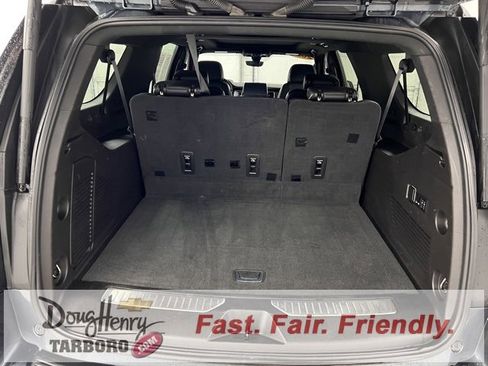 Used 2021 Chevrolet Suburban Premier w/ Premium Package image 39
