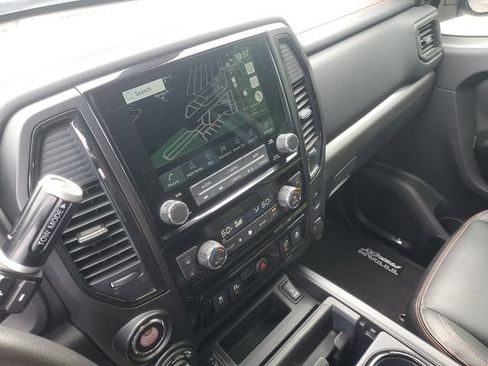 Used 2023 Nissan Titan PRO-4X w/ Pro-4x Convenience Package AWD/4WD image 19