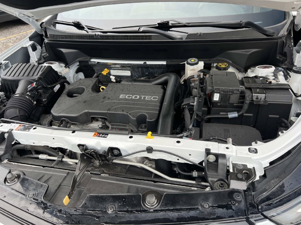 Used 2022 Chevrolet Equinox Premier AWD/4WD image 9