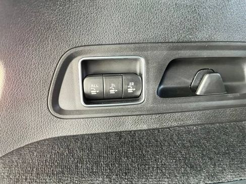Used 2022 Mercedes-Benz GLS 450 4MATIC image 10