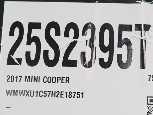 Used 2017 MINI Cooper 4-Door Hardtop FWD image 28