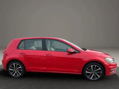 Used 2019 Volkswagen Golf SE