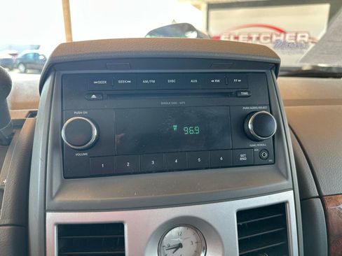 Used 2009 Chrysler Town & Country LX w/ PWR Convenience Group FWD image 51