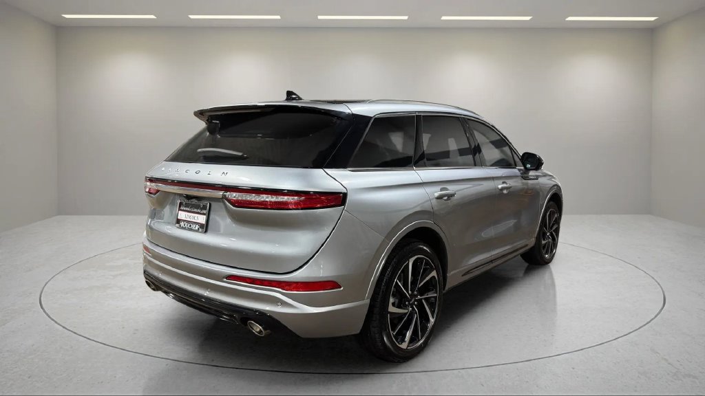 Certified 2024 Lincoln Corsair Grand Touring w/ Equipment Group 301A AWD/4WD image 3