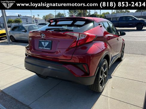Used 2018 Toyota C-HR XLE FWD image 7