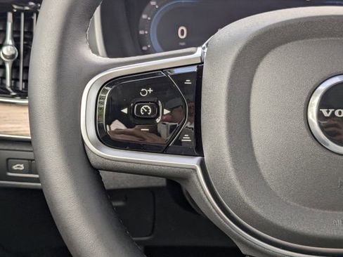 New 2025 Volvo XC90 T8 Plus w/ Protection Package Premier image 32