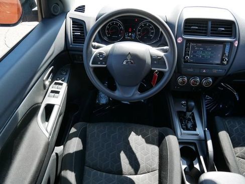 Used 2025 Mitsubishi Outlander Sport ES AWD/4WD image 12