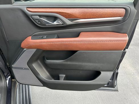 Used 2023 GMC Yukon XL Denali Ultimate image 29