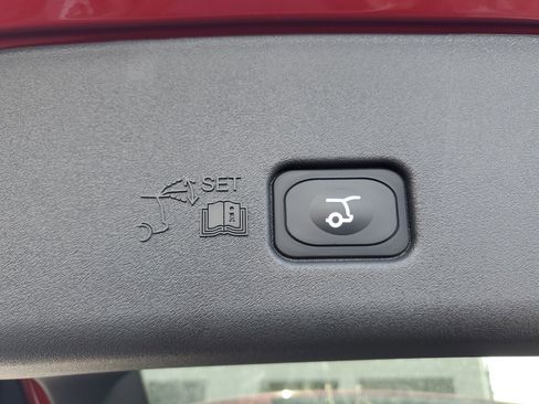 New 2026 Lincoln Nautilus Premier image 32