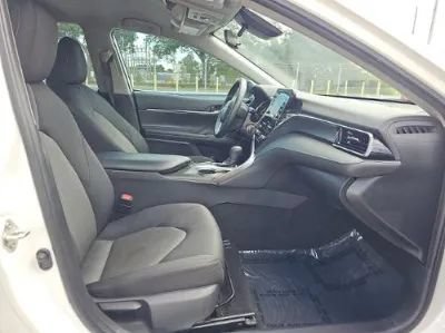 Used 2021 Toyota Camry LE FWD image 12