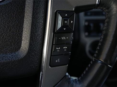 Used 2017 Ford Expedition Platinum image 14