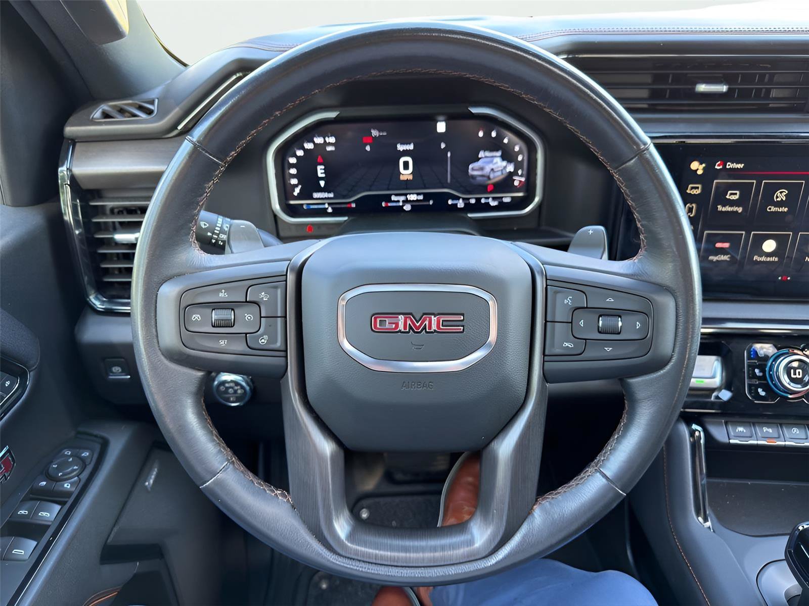 Certified 2022 GMC Sierra 1500 AT4 w/ AT4 Premium Package AWD/4WD image 19