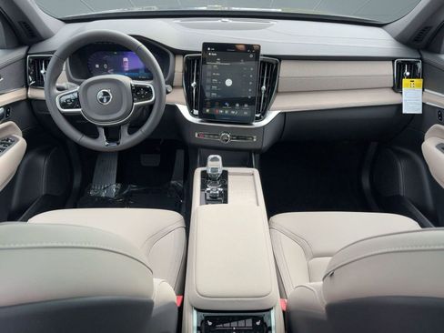 New 2026 Volvo XC90 B5 Core w/ Protection Package image 16