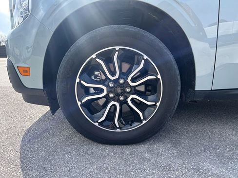 Used 2022 Ford Maverick Lariat w/ Lariat Luxury Package image 31