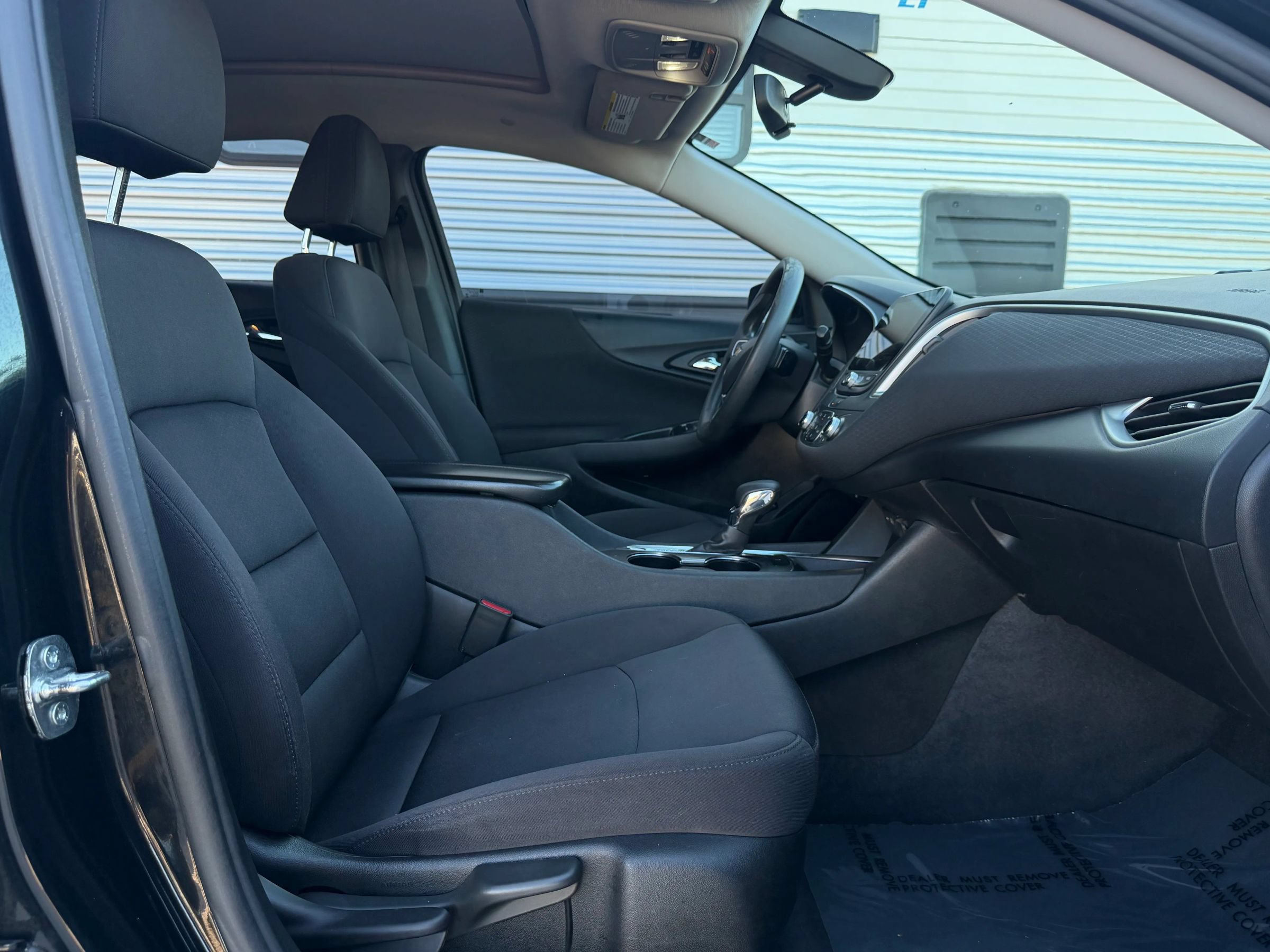 Used 2022 Chevrolet Malibu LT FWD image 15