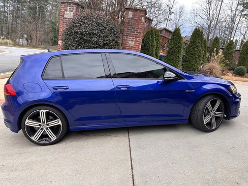 Used 2015 Volkswagen Golf R 4-Door image 6