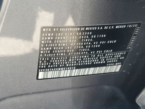Used 2021 Volkswagen Tiguan SE R-Line FWD image 27