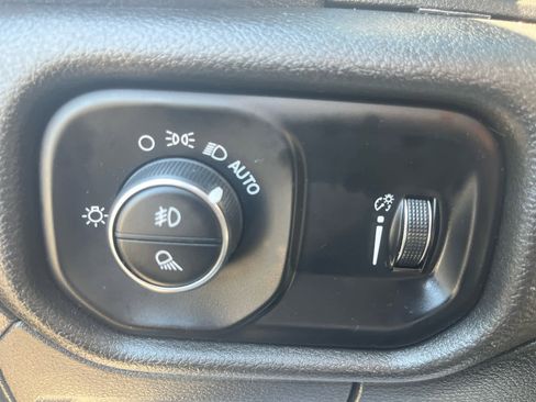 Used 2022 RAM 1500 Big Horn image 13