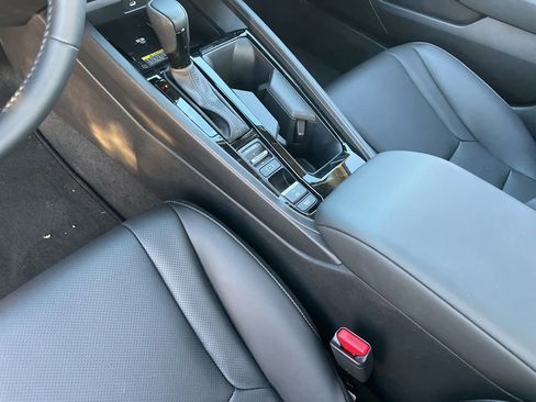 Used 2025 Honda Accord EX-L image 21