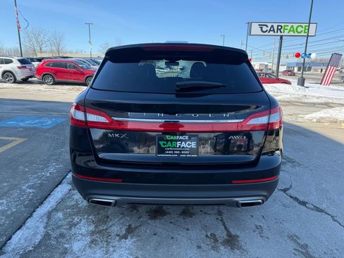 Used 2016 Lincoln MKX Reserve w/ Climate Package image 10
