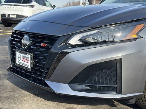 Certified 2023 Nissan Altima 2.5 SR image 7