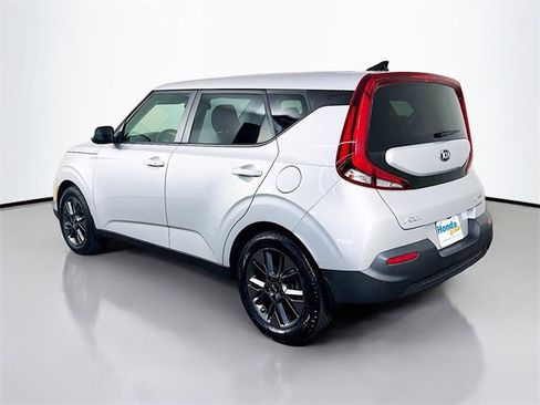 Used 2020 Kia Soul EX image 7