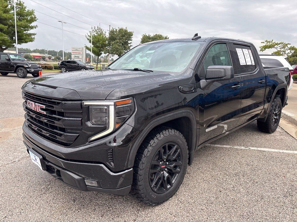 Used 2024 GMC Sierra 1500 Elevation AWD/4WD image 4