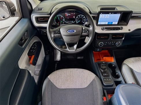 Used 2022 Ford Maverick XLT image 18
