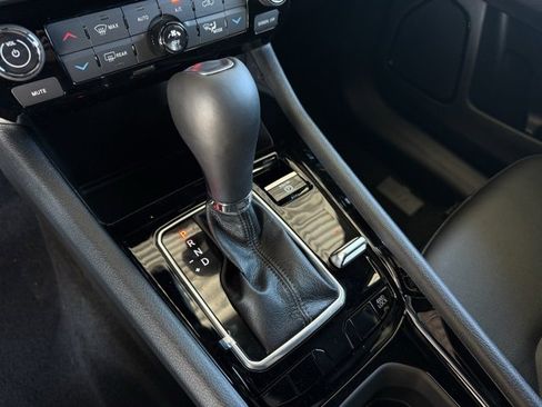 New 2026 Jeep Compass Limited image 18