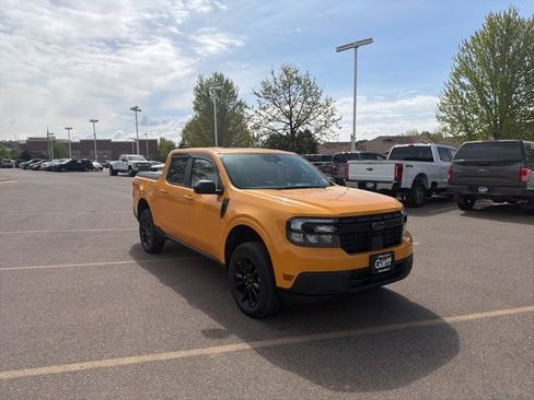 Used 2023 Ford Maverick Lariat w/ Lariat Luxury Package AWD/4WD image 7