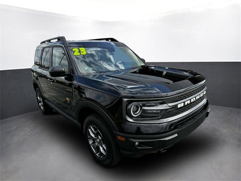 Used 2023 Ford Bronco Sport Badlands image 8
