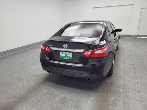 Used 2017 Nissan Altima 2.5 S w/ Power Driver Seat Package FWD image 7