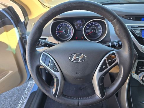Used 2012 Hyundai Elantra Limited image 22
