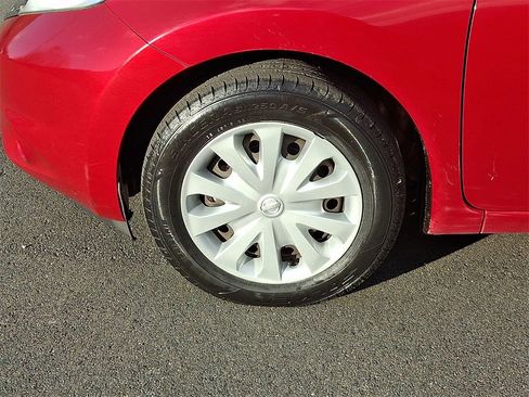 Used 2015 Nissan Versa Note SV image 8