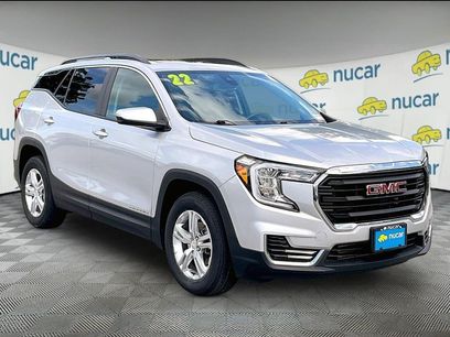 Used 2022 GMC Terrain SLE w/ Driver Convenience Package