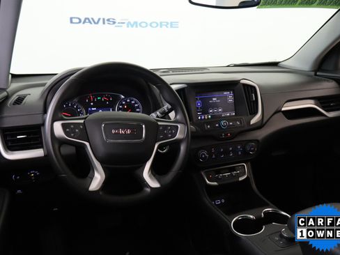 Used 2024 GMC Terrain SLE FWD image 16