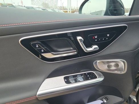 New 2026 Mercedes-Benz GLC 43 AMG 4MATIC image 18